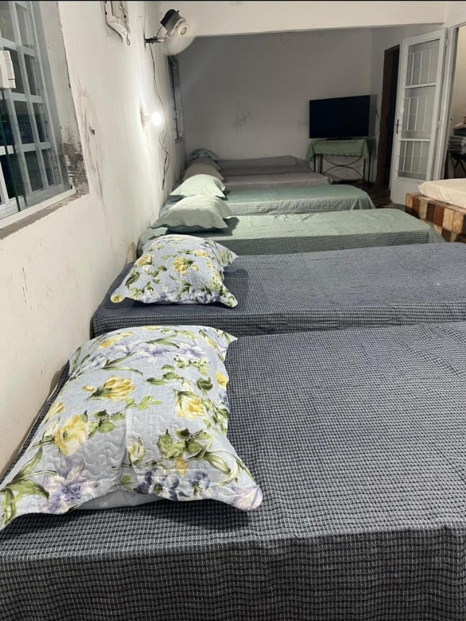 Chacara Completa Com Piscina ,2 Quartos, 20 Pessoas Itariri Eksteriør billede